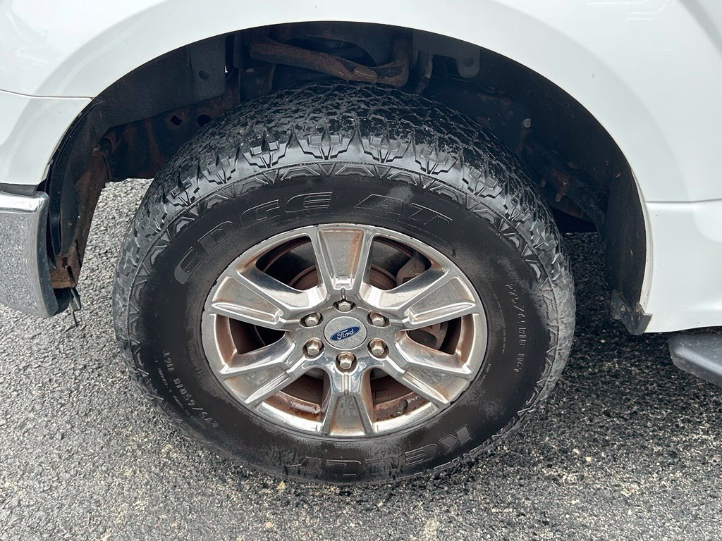 Used 2016 Ford F150 XLT w/ Equipment Group 302A Luxury AWD/4WD image 6
