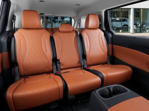 New 2026 Kia Carnival EX image 16