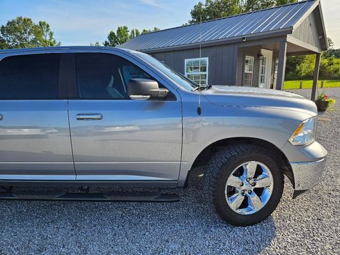 Used 2019 RAM 1500 Big Horn AWD/4WD image 12
