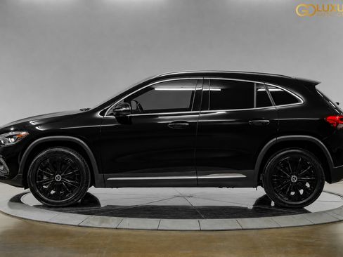 Used 2023 Mercedes-Benz GLA 250 image 12