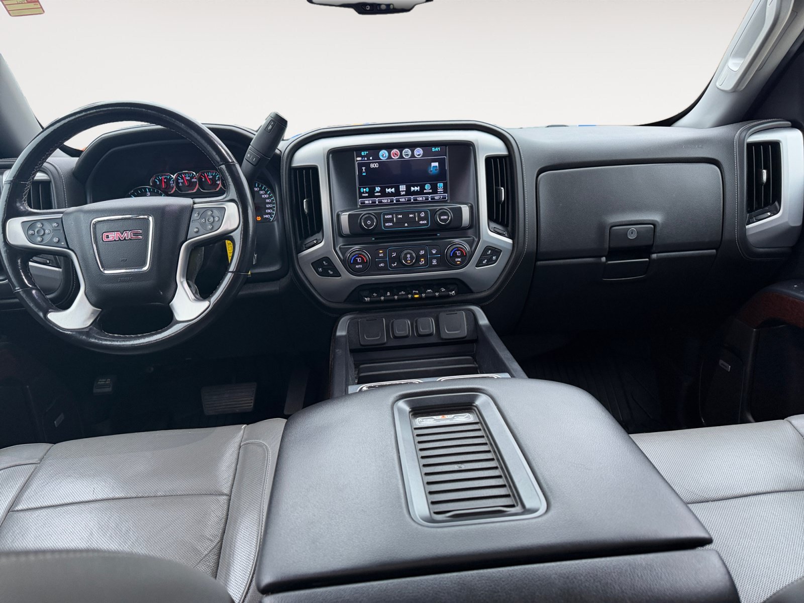 Used 2018 GMC Sierra 1500 SLT AWD/4WD image 10