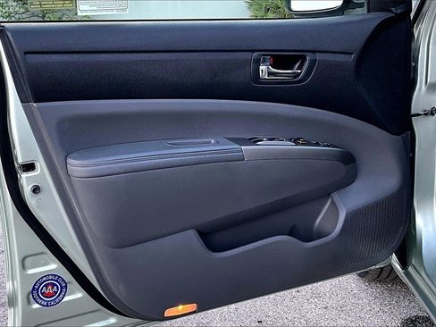 Used 2007 Toyota Prius Touring image 19