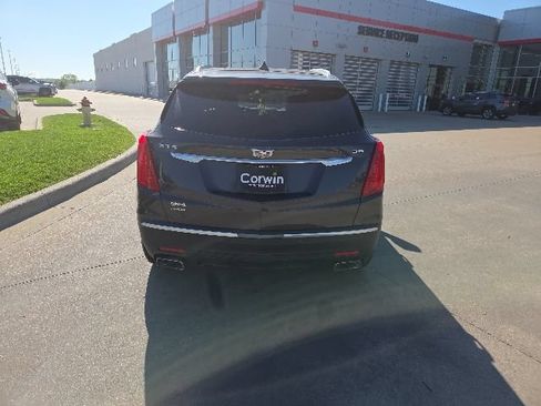 Used 2018 Cadillac XT5 AWD image 5