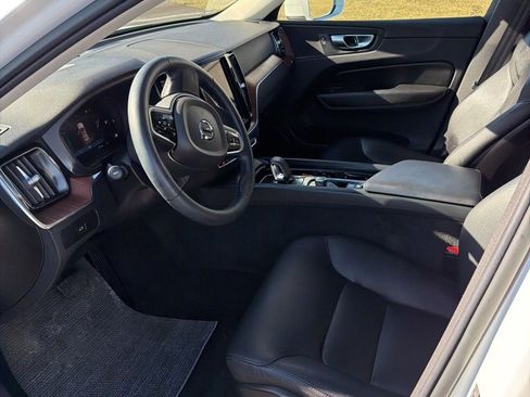 Certified 2023 Volvo XC60 B5 Plus w/ Climate Package image 6