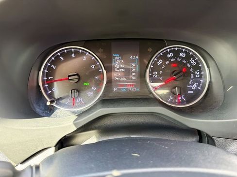 Used 2019 Toyota RAV4 XLE w/ Convenience Package image 38