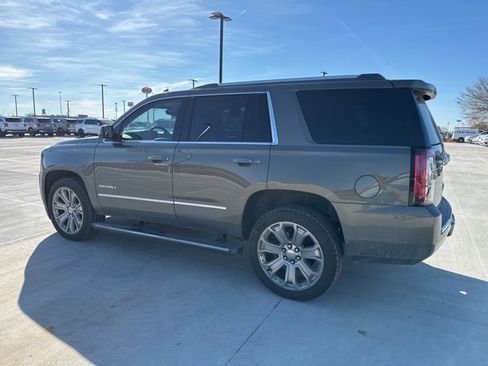 Used 2017 GMC Yukon Denali w/ Open Road Package image 18