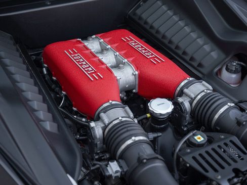 Used 2012 Ferrari 458 Italia Coupe RWD image 24