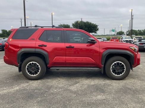 Used 2025 Toyota 4Runner TRD Off-Road AWD/4WD image 4