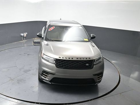 Used 2018 Land Rover Range Rover Velar R-Dynamic HSE AWD/4WD image 44
