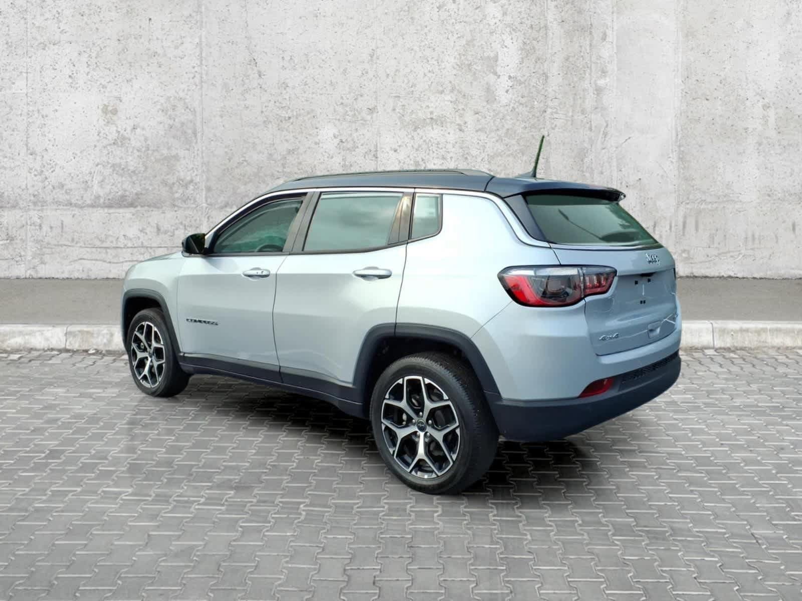 Used 2025 Jeep Compass Limited AWD/4WD image 8