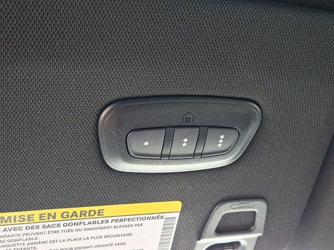 New 2025 Jeep Grand Cherokee Limited w/ Black Appearance Package image 18