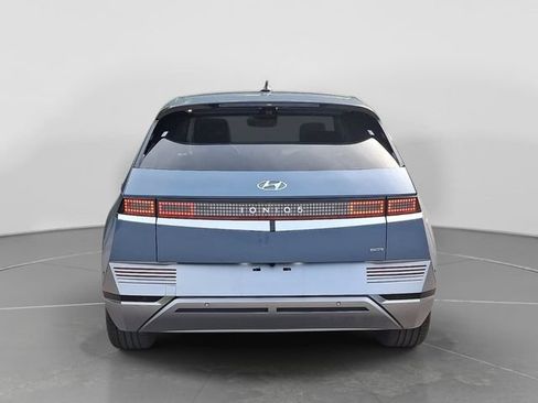 Used 2024 Hyundai Ioniq 5 Limited AWD/4WD image 5