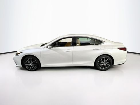Used 2024 Lexus ES 350 w/ Premium Package FWD image 8
