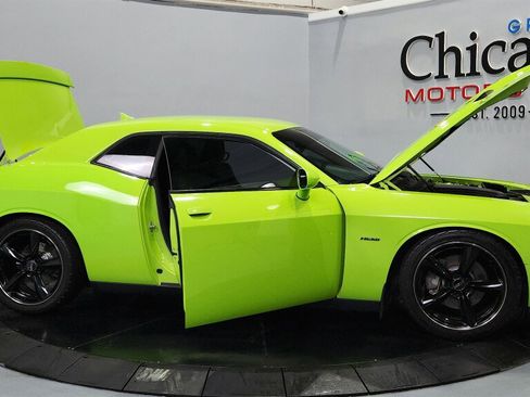 Used 2015 Dodge Challenger R/T w/ Quick Order Package 22B R/T RWD image 14