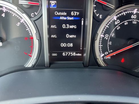 Used 2022 Toyota 4Runner TRD Off-Road Premium image 18