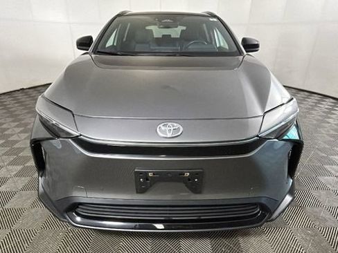 Used 2023 Toyota bZ4X AWD image 8