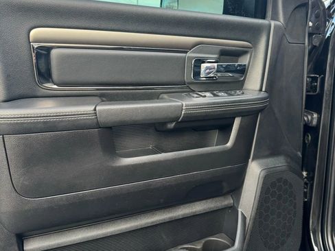 Used 2018 RAM 2500 Laramie w/ Sport Appearance Group image 37