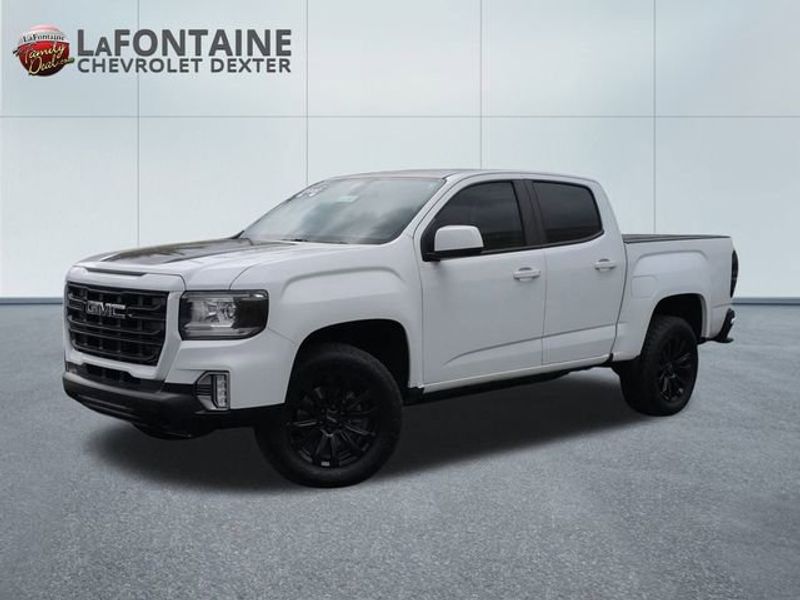 Certified 2022 GMC Canyon Elevation w/ Trailering Package image 1