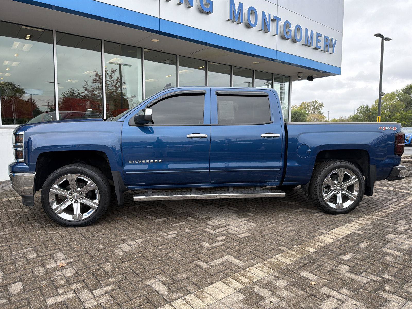 Used 2015 Chevrolet Silverado 1500 LT w/ All Star Edition AWD/4WD image 2