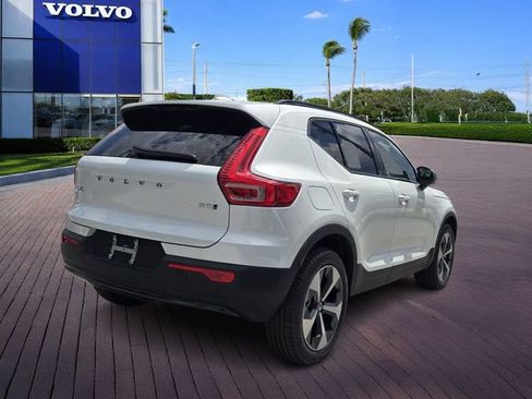 New 2026 Volvo XC40 B5 Plus w/ Protection Package Premier AWD/4WD image 7