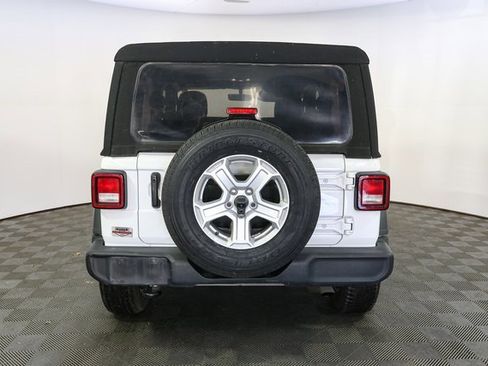 Used 2023 Jeep Wrangler Sport S image 10