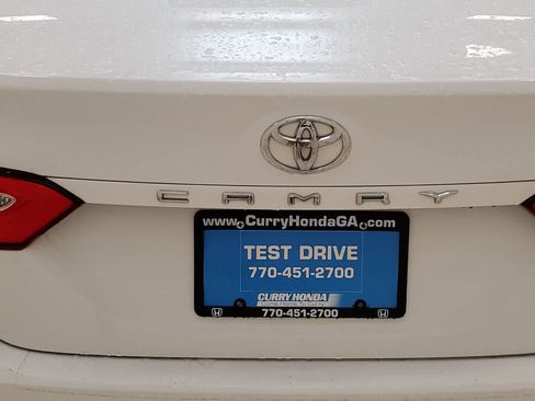 Used 2020 Toyota Camry LE w/ Convenience Package FWD image 19