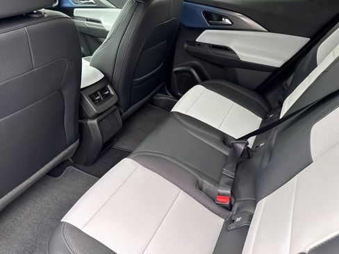 New 2026 Chevrolet Equinox EV LT w/ LPO, Blackout Package FWD image 11