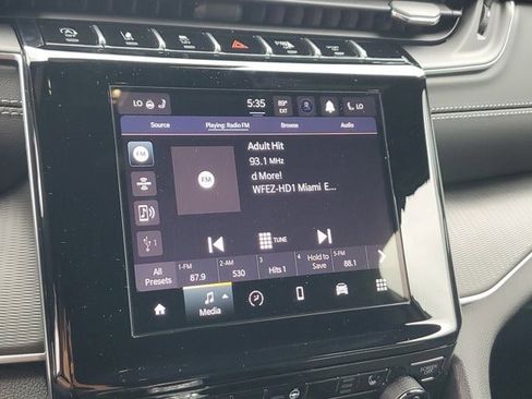 New 2025 Jeep Grand Cherokee L Altitude image 13