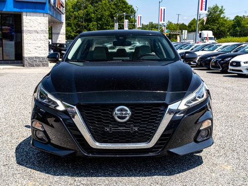 Used 2020 Nissan Altima 2.0 Platinum image 2