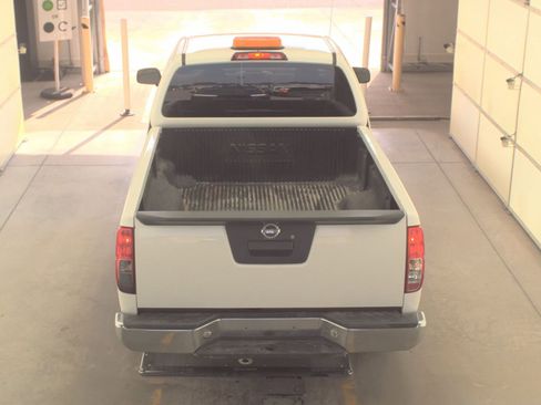 Used 2016 Nissan Frontier S image 8