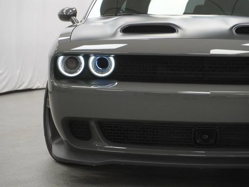 Used 2023 Dodge Challenger SRT Hellcat RWD image 6