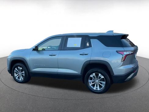 Used 2025 Chevrolet Equinox LT image 10