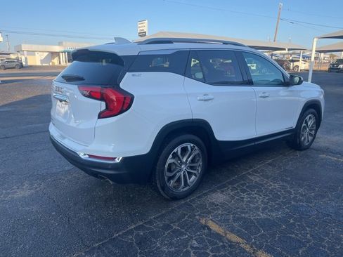 Used 2020 GMC Terrain SLT w/ Preferred Package image 4