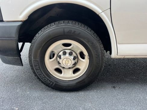 Used 2021 Chevrolet Express 2500 Work Van w/ Driver Convenience Package image 10