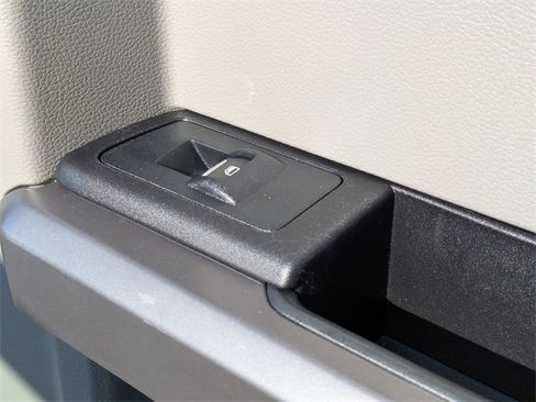 Used 2018 Ford F150 XLT w/ Equipment Group 302A Luxury image 32