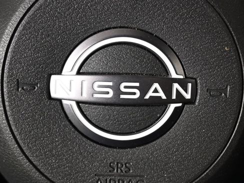 Used 2024 Nissan Pathfinder SL AWD/4WD image 37