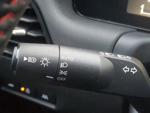 New 2026 Nissan Sentra SR image 11