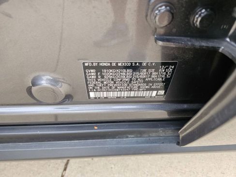 Used 2025 Honda HR-V LX image 30