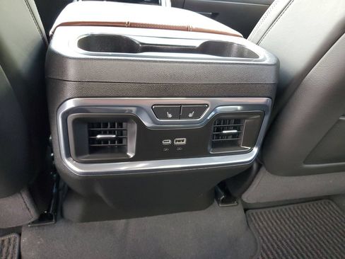 Used 2024 GMC Sierra 3500 Denali Ultimate AWD/4WD image 16