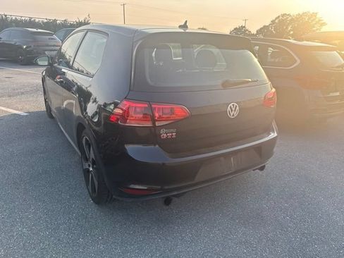Used 2016 Volkswagen GTI SE FWD image 11