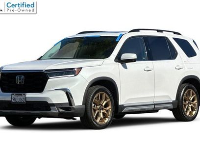 Certified 2024 Honda Pilot Touring