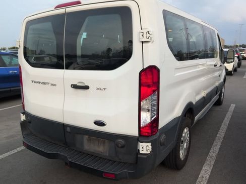 Used 2019 Ford Transit 350 XLT image 4