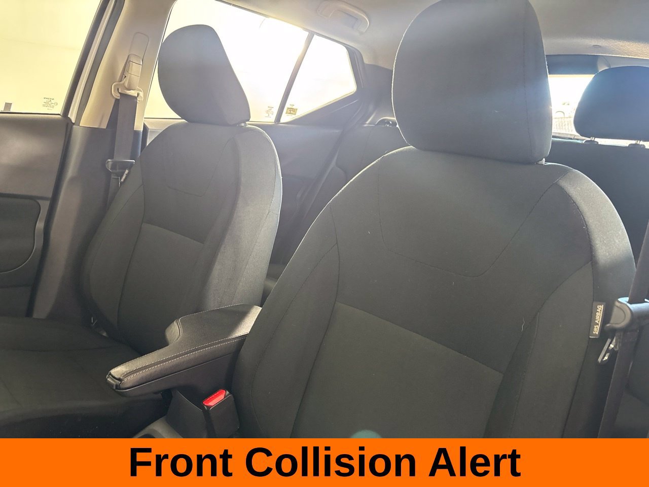 Used 2025 Nissan Kicks Play S FWD image 11