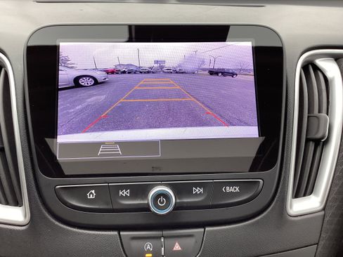 Used 2024 Chevrolet Malibu LT image 21