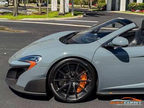 Used 2016 McLaren 675LT image 41