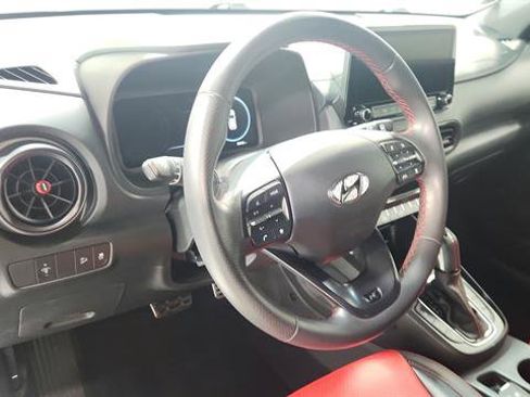 Used 2022 Hyundai Kona N Line w/ Tech Package image 11