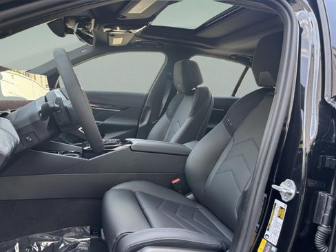 New 2026 BMW i5 eDrive40 w/ M Sport Package RWD image 19