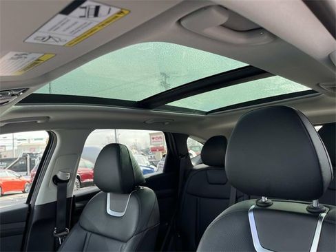 Certified 2025 Hyundai Tucson Limited image 29