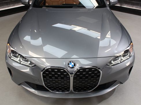 Used 2023 BMW 430i xDrive Convertible w/ Premium Package AWD/4WD image 8