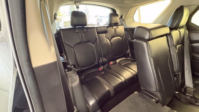 Used 2025 Honda Pilot EX-L image 32